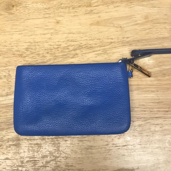 Isaac Mizrahi wristlet - Picture 2 of 3